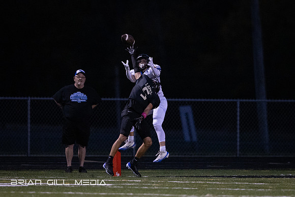 Lapel-HS-Football-55223