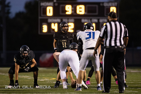 Lapel-HS-Football-55134