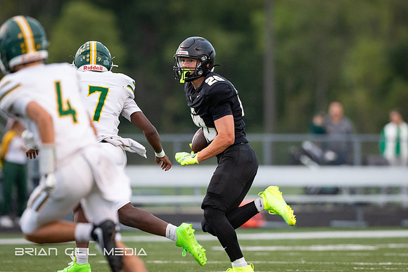 Lapel Football 9-25-26-4610