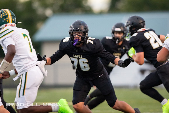 Lapel Football 9-25-26-4609